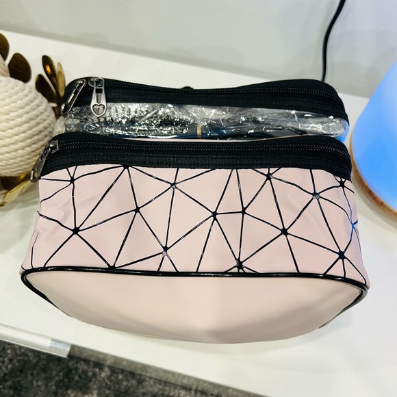 nte à double fermeture éclair, trousse de maquillage . - Picture 3 of 5